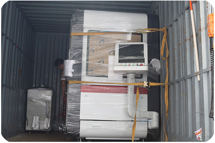 嘉聯(lián)激光出一臺(tái)500瓦光纖激光切割機(jī)裝車(chē)送往坪山客戶